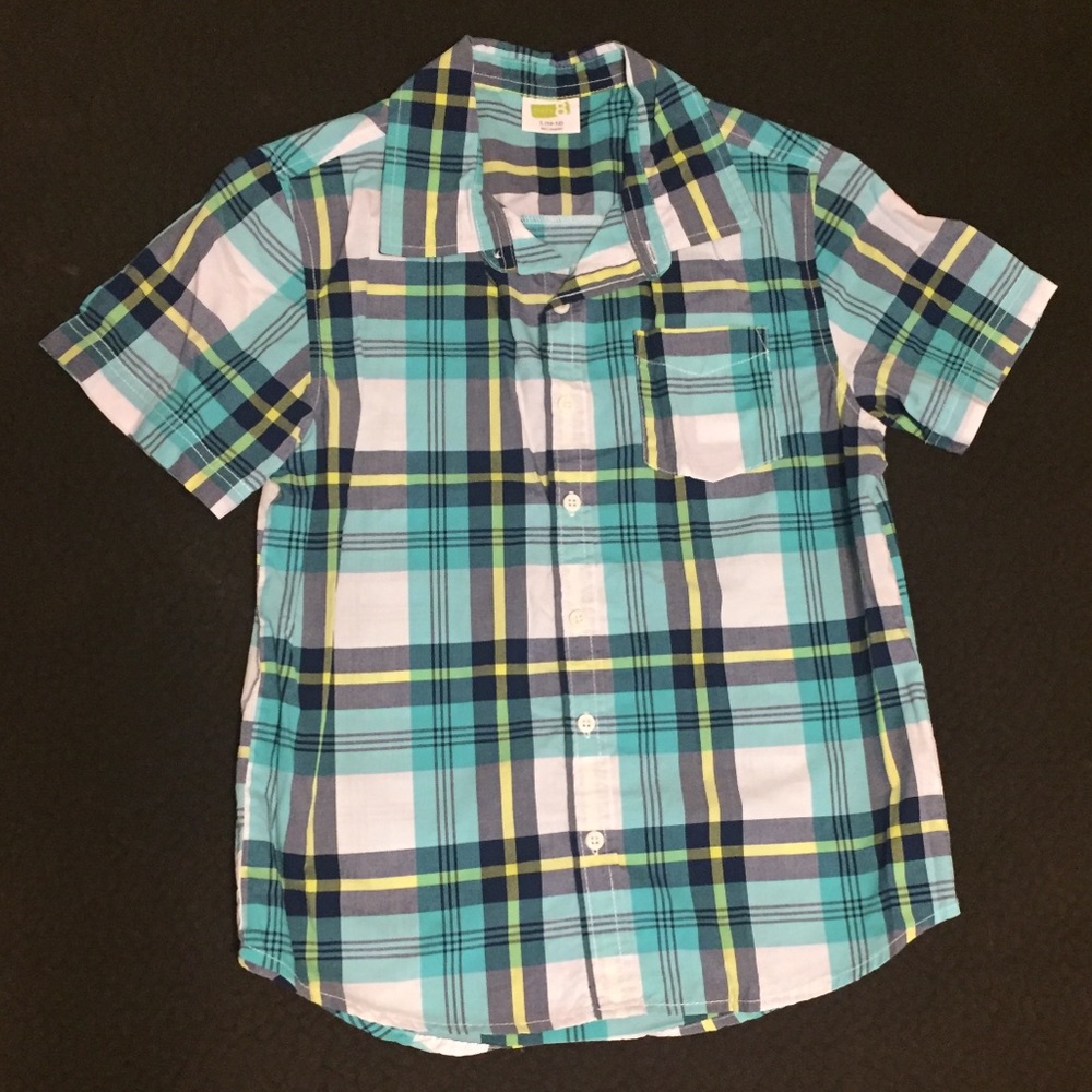 Boys Crazy 8 large plaid button up shirt